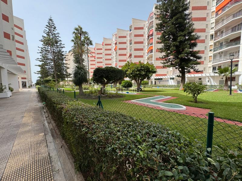 Foto b39d6464-e55c-499b-89bb-39f0f0672c6d. Piso  en venta en urb. salomar en Salobreña costa Salobreña