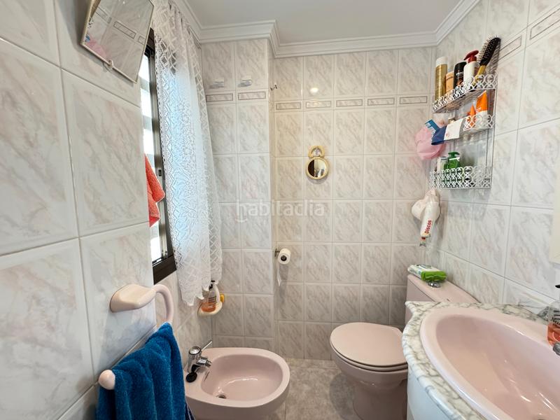 Foto 0478587c-0c1c-4783-a39a-40ef38022ab3. Piso  en venta en urb. salomar en Salobreña costa Salobreña