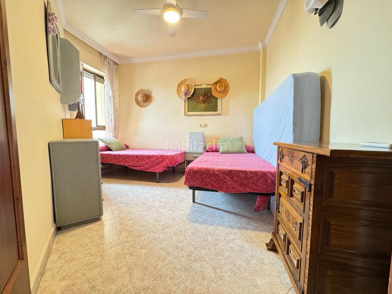 Foto 71bf1a0f-0830-42b4-be4c-7480b092d3b2. Piso  en venta en urb. salomar en Salobreña costa Salobreña