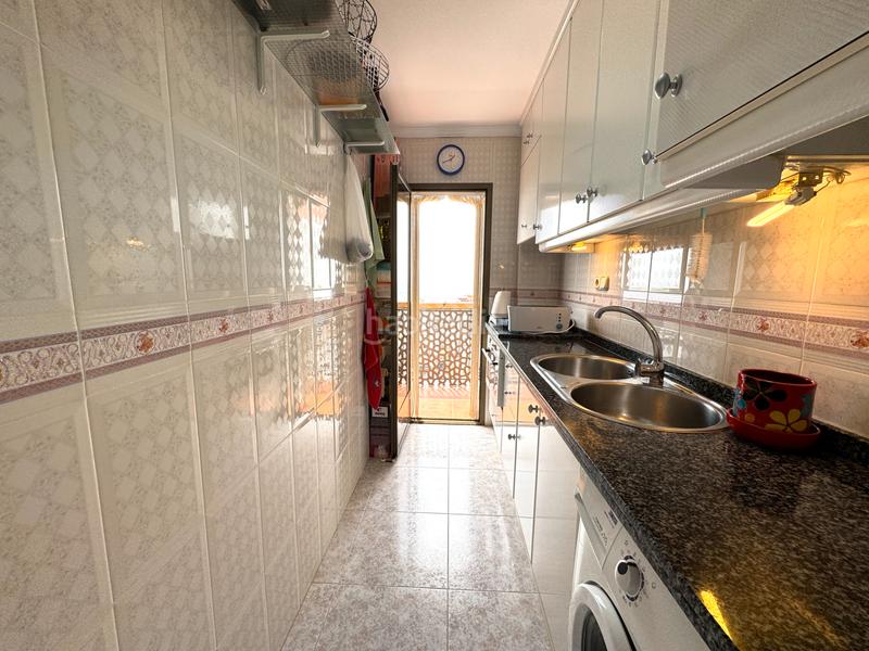 Foto 82b865b5-0ed4-47c7-aa88-3c9e002a59cb. Piso  en venta en urb. salomar en Salobreña costa Salobreña