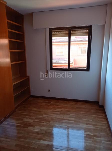Foto e4ea0d48-6602-4964-96b0-579f2b062e72. Lloguer casa adossada a calle de santillana del mar 12 a Boadilla del Monte