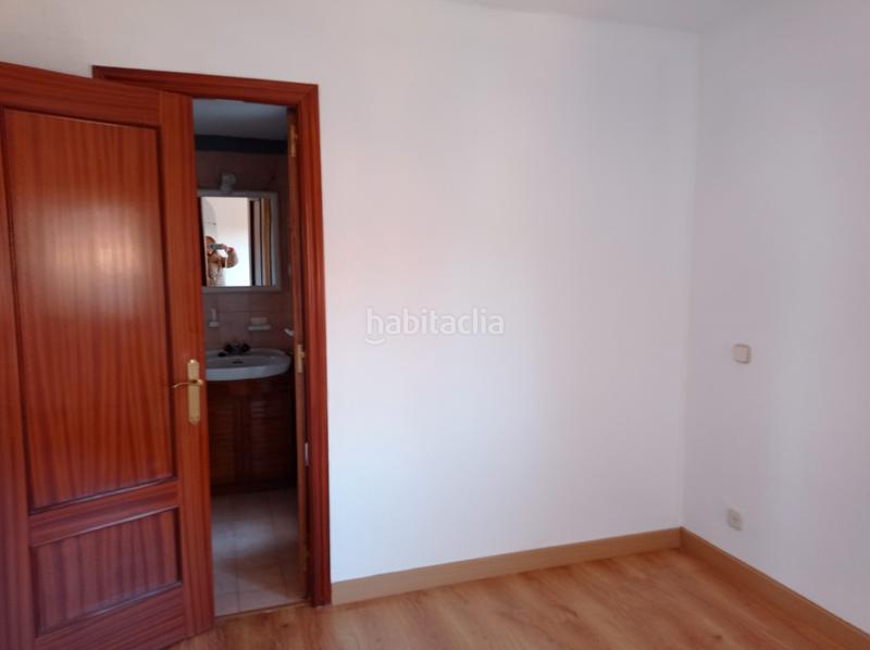 Foto 7ce96e3d-bc33-41ce-af83-1cb80ecb9b26. Rent semi detached house in calle de santillana del mar 12 in Boadilla del Monte