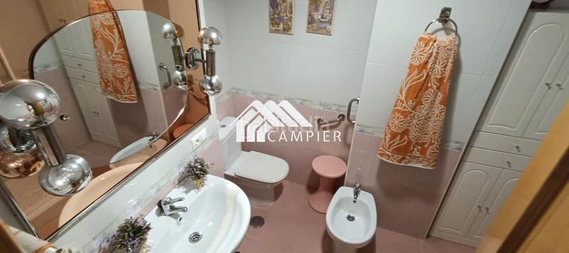 Foto 272618c7-9e6d-4de7-b733-b5c3cb22d9b2. Pis amb calefacció aparcament a San Antonio Abad Albacete