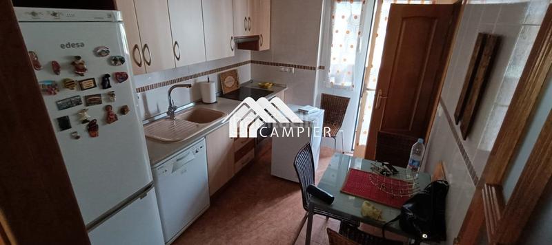 Foto 34fd8602-cc63-4958-8c04-331a8f51114b. Pis amb calefacció aparcament a San Antonio Abad Albacete