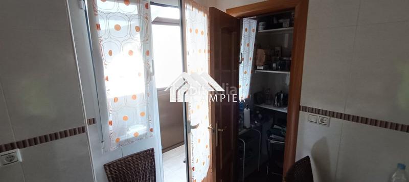 Foto e75353ca-9362-4f76-b727-c67f6829b9f7. Pis amb calefacció aparcament a San Antonio Abad Albacete