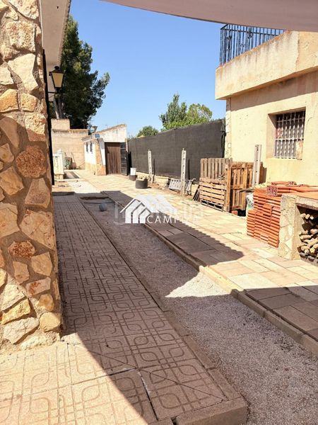 Foto a3085d95-0222-4c90-9d5c-456be9762bcb. Chalet parcela con chalet en Pedanías - Extrarradio Albacete