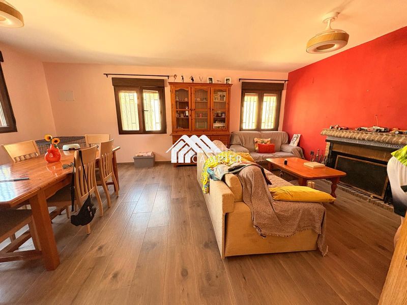 Foto a9a92410-e304-4638-9d2a-103655403c7f. Chalet parcela con chalet en Pedanías - Extrarradio Albacete