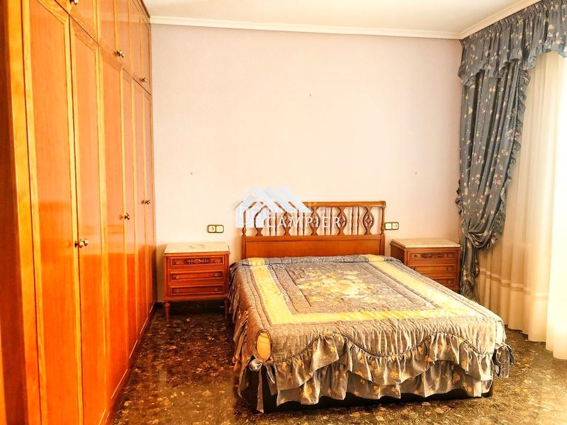 Foto d21f5703-bad9-43cc-b7e2-c330532d944e. Pis a Feria Albacete