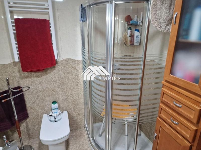 Foto 6e138ead-0449-40f5-9194-cf347b138169. Flat with heating parking in Carretas - Pajarita Albacete