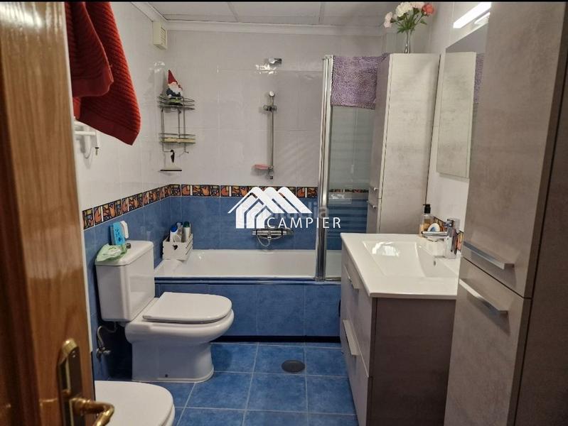 Foto 87c3ea5d-13e3-4510-85d8-67dbe9beb9b5. Flat with heating parking in Carretas - Pajarita Albacete