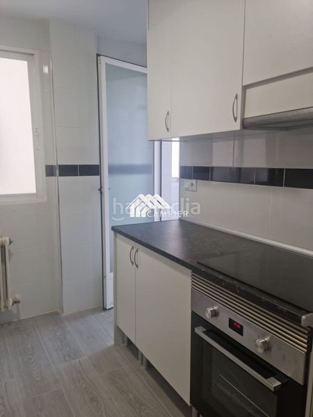 Foto 14f5f150-c94e-4566-9dab-7a471df8f986. Pis amb calefacció aparcament a Hospital Albacete