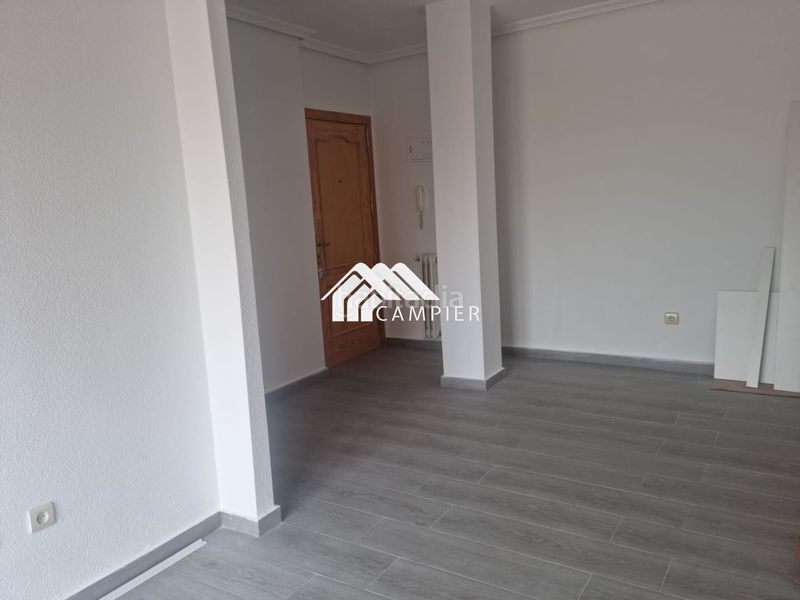 Foto c79ebd47-ba09-40ae-ac56-499317bca38f. Pis amb calefacció aparcament a Hospital Albacete