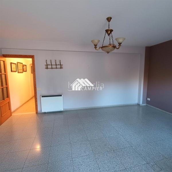 Foto caf5b3e9-5183-4f39-85a9-fab81dc8e9d0. Pis amb calefacció a Feria Albacete