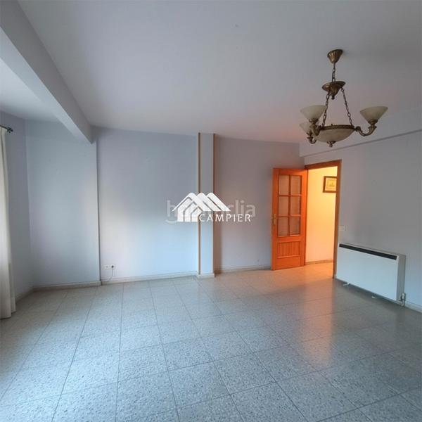 Foto f882843a-1b47-4ed7-a829-2be14d643a59. Pis amb calefacció a Feria Albacete