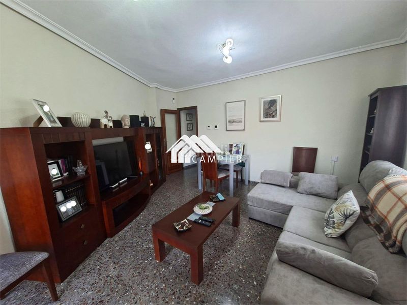 Foto fd45394f-026f-4201-b7fe-ec15818e168c. Pis a Hospital Albacete