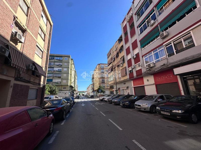 Foto 057b8bcf-c9a1-4fb9-ad27-72a5b3a52430. Piso  en venta en Santa Cristina - San Rafael Málaga