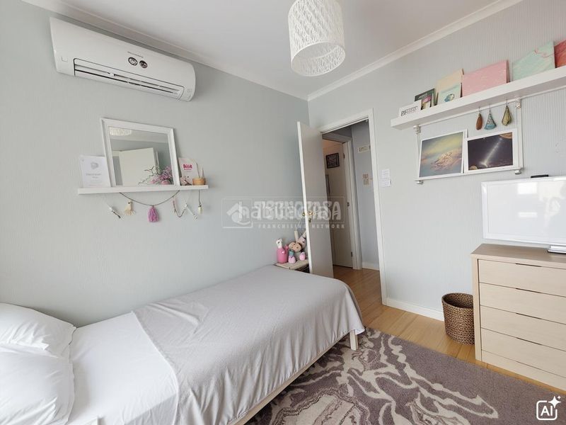 Foto 57c36d78-1ce0-43b6-9c52-07a47d71a27a. Piso  en venta en Santa Cristina - San Rafael Málaga