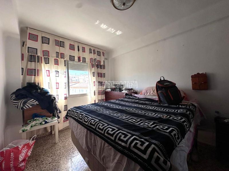 Foto ae29d7ae-9b5b-41b9-a36a-4ac651377c6f. Piso  en venta en Santa Cristina - San Rafael Málaga