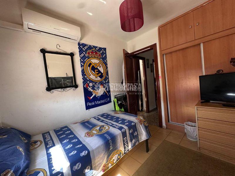 Foto d0782da2-005e-4eab-bdd8-62a40c8796b2. Piso  en venta en Santa Cristina - San Rafael Málaga