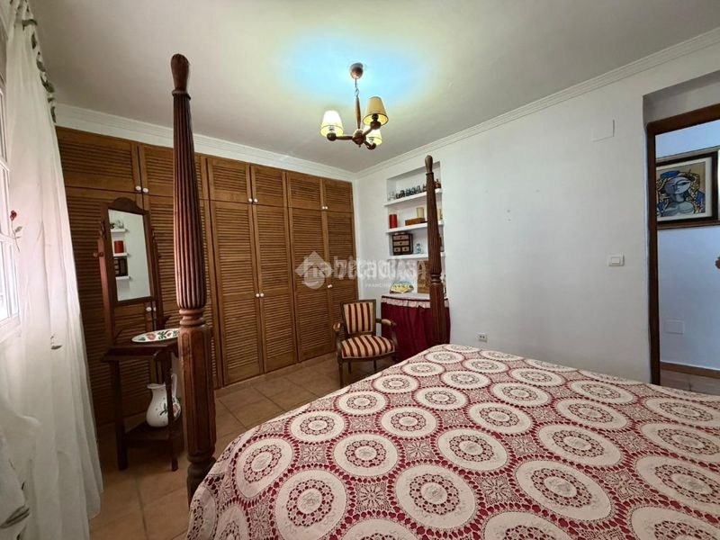 Foto 337c5613-d934-414d-b8ae-c8d27b308ae1. Piso  en venta en Santa Cristina - San Rafael Málaga