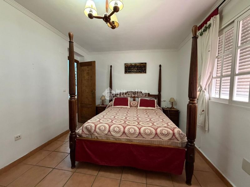 Foto 8cb49842-1e3c-49a5-8e9b-1837d44c457f. Piso  en venta en Santa Cristina - San Rafael Málaga