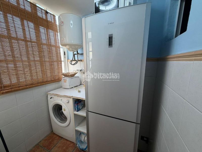 Foto b04f18ea-e5e6-4cff-b7f3-d0a306e18b76. Piso  en venta en Santa Cristina - San Rafael Málaga