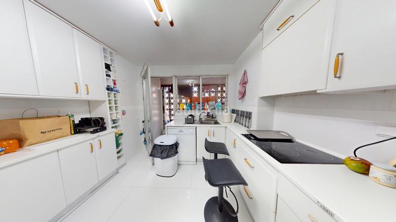 Foto a49ee775-cf83-40b4-ba49-4cba2772f6b8. Pis amb calefacció aparcament piscina a San Blas Alicante