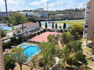 Pis  Calle hond�n de las nieves. ?? espectacular vivienda en urbanizaci�n completa con piscina y