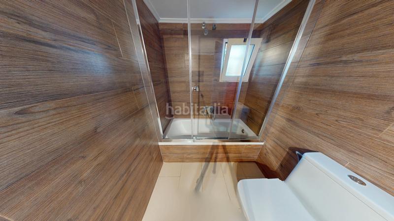 Foto 2997d6e1-e3d0-4b0d-82fd-4cc8344c6214. Chalet con camino parcheggio in Albufereta Alicante