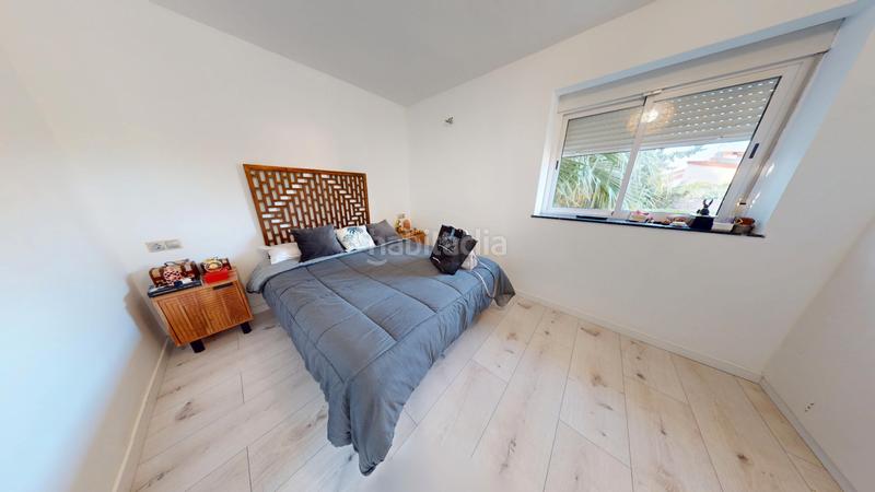 Foto 4af46192-73aa-411d-aa4a-7c8e59719e0c. Chalet con camino parcheggio in Albufereta Alicante