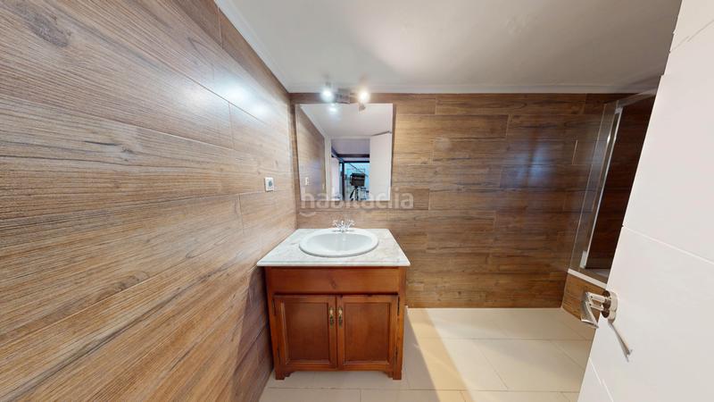 Foto abc7fe37-ac63-4de2-844c-81f79e870576. Chalet con camino parcheggio in Albufereta Alicante