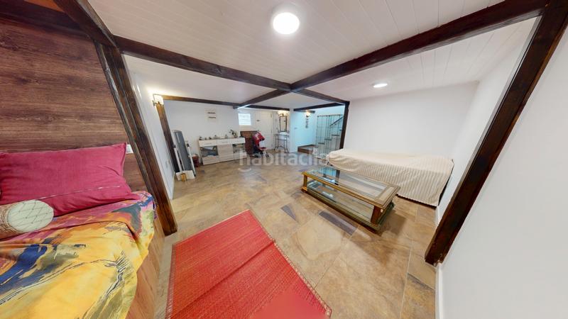 Foto b3fcdbdc-29cd-4cc1-8035-d90ca6b6669d. Chalet con camino parcheggio in Albufereta Alicante