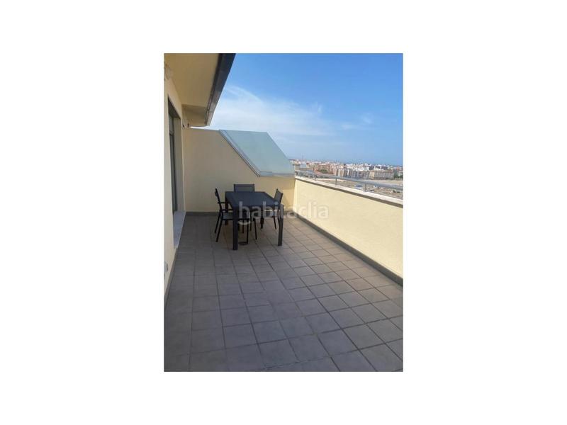 Foto c1567d1c-84f4-4f01-9eaa-3147f10b0744. Dúplex amb aparcament a La Punta Valencia