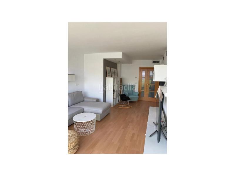 Foto ae396ebe-768e-4c59-b029-658bc770a36a. Appartement avec parking dans Torrefiel Valencia