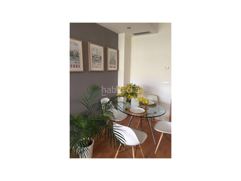 Foto f3212629-808f-4c5a-88a2-4cc66300b1d2. Appartement avec parking dans Torrefiel Valencia