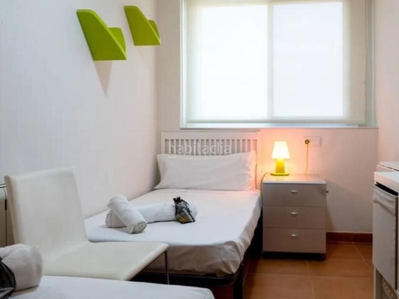 Foto 57fee74f-9198-43f9-9e63-0135d98a7040. Dúplex amb piscina a Corinto-Almardà Sagunt