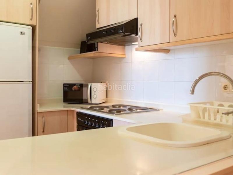 Foto c436b891-a1a5-4f73-ae52-3e44fe951131. Dúplex amb piscina a Corinto-Almardà Sagunt