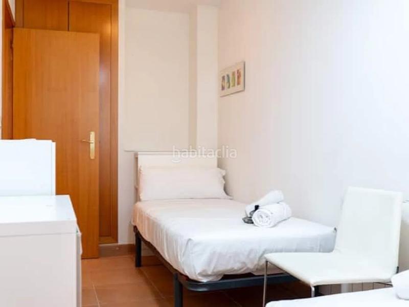 Foto fe2aa236-e0c4-456a-8fdd-c72ec8fc6e15. Dúplex amb piscina a Corinto-Almardà Sagunt