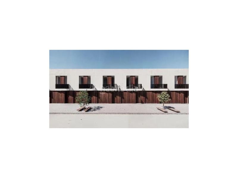 Foto 8004c377-69b0-4918-9c16-9bd593e3d363. Xalet amb aparcament a Moncada