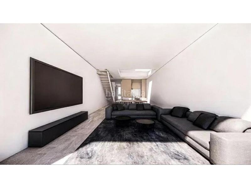 Foto a5499bf1-b2a0-4f2a-8f33-34b6a738f475. Xalet amb aparcament a Moncada