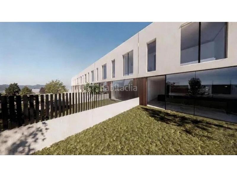 Foto ff9ad82e-0c43-496b-9b5f-52f36511476b. Xalet amb aparcament a Moncada