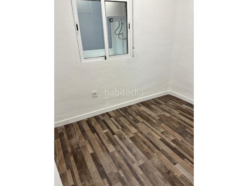 Foto aaf373c8-8fe0-40b0-980c-44d3d773fed2. Appartement in Torrefiel Valencia
