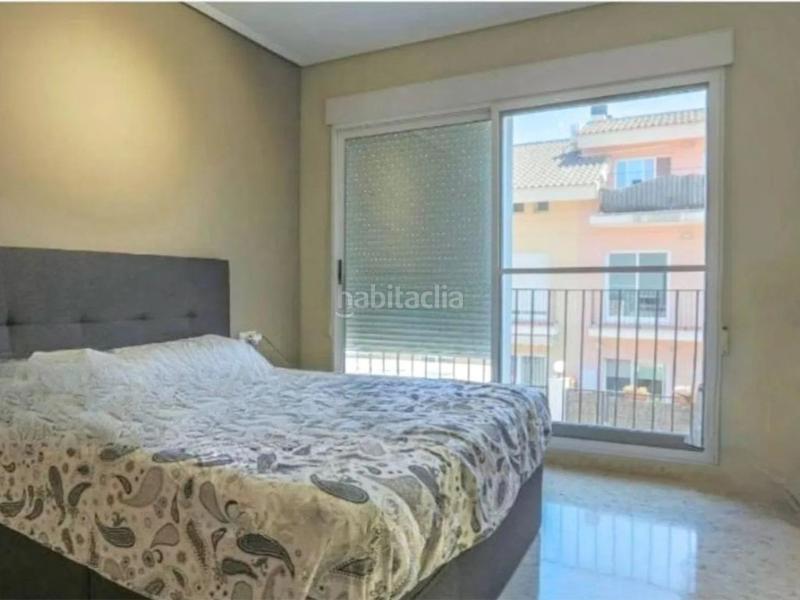 Foto aff3655f-b05e-4484-b1ea-192d5a53148f. Xalet amb aparcament a Moncada