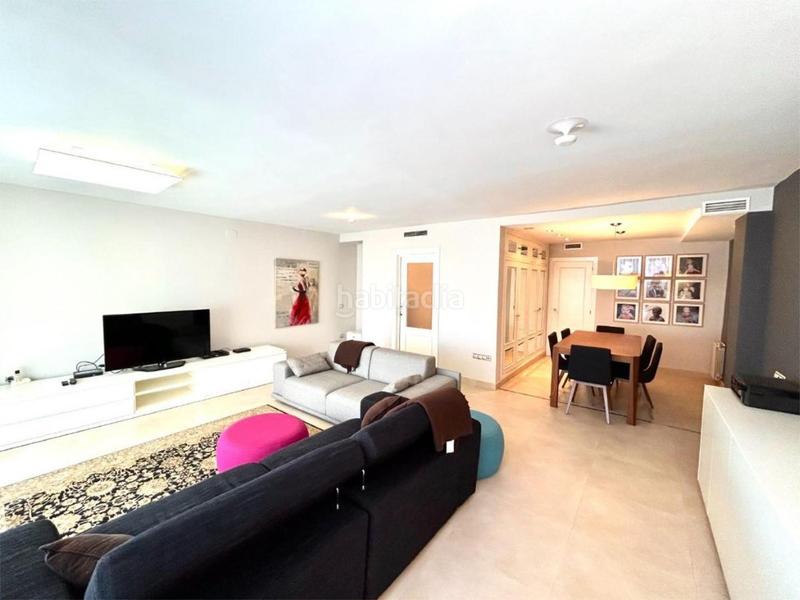 Foto 0532b6bd-2d1e-41a7-86a0-4af7492ab1d7. Appartement avec piscine dans Penya-Roja - Avda. Francia Valencia