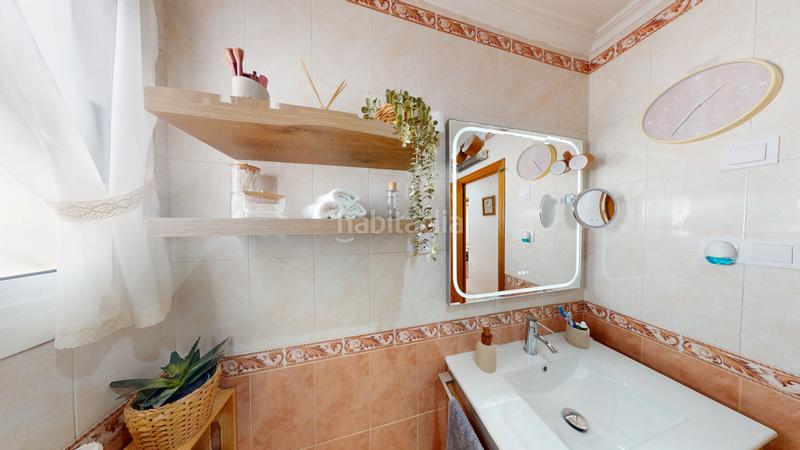 Foto 0030219c-5d00-46c4-b205-7d02679804e1. Pis a Virgen del Remedio - Parque Lo Morant Alicante