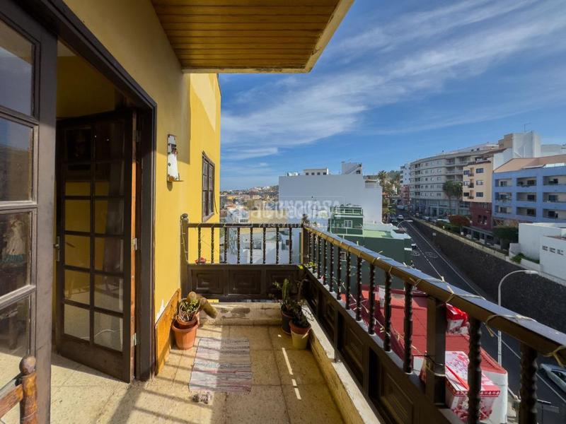 Foto d3966692-a6b5-4901-af49-a66ba684ecd6. Pis a Icod de los Vinos pueblo Icod de los Vinos