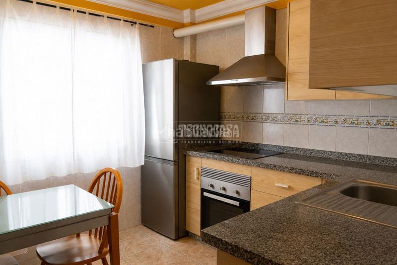Foto fcfdae0d-5475-4a25-a590-1b7f4140412e. Pis amb aparcament a Garachico