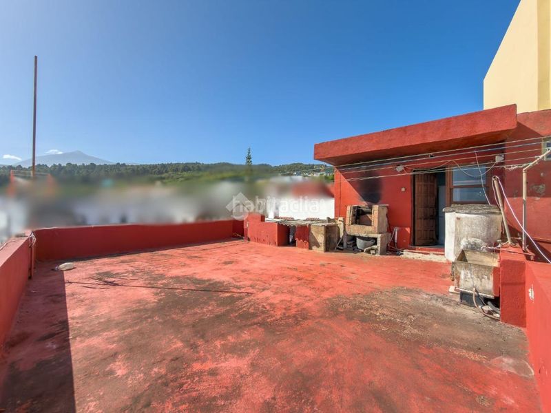 Foto 6f91a76a-5e64-498b-8a90-413240a70128. Casa aparellada a Tanque (El)