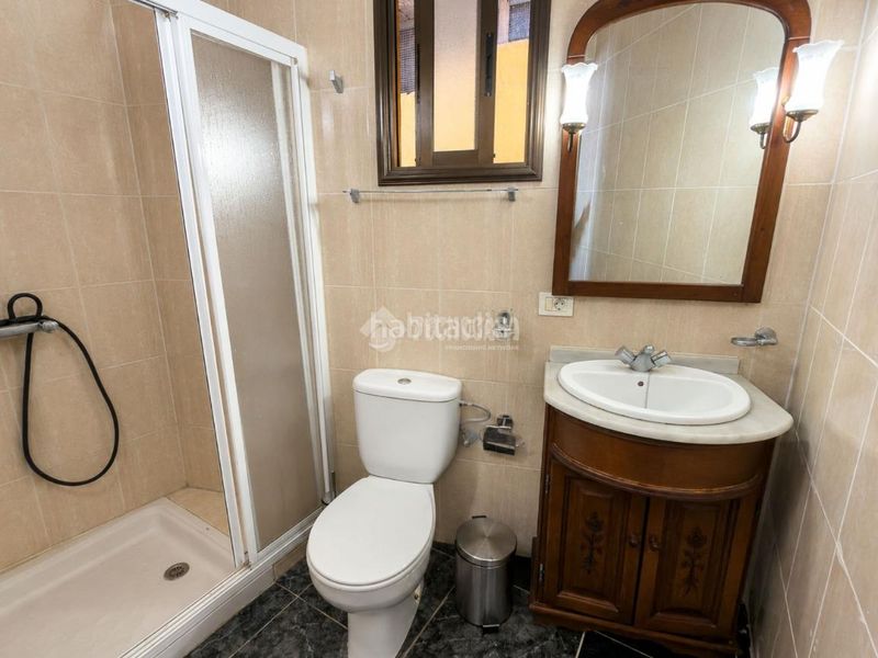 Foto be786d23-ac11-4148-8933-0b67b89bbb0b. Casa aparellada a Tanque (El)