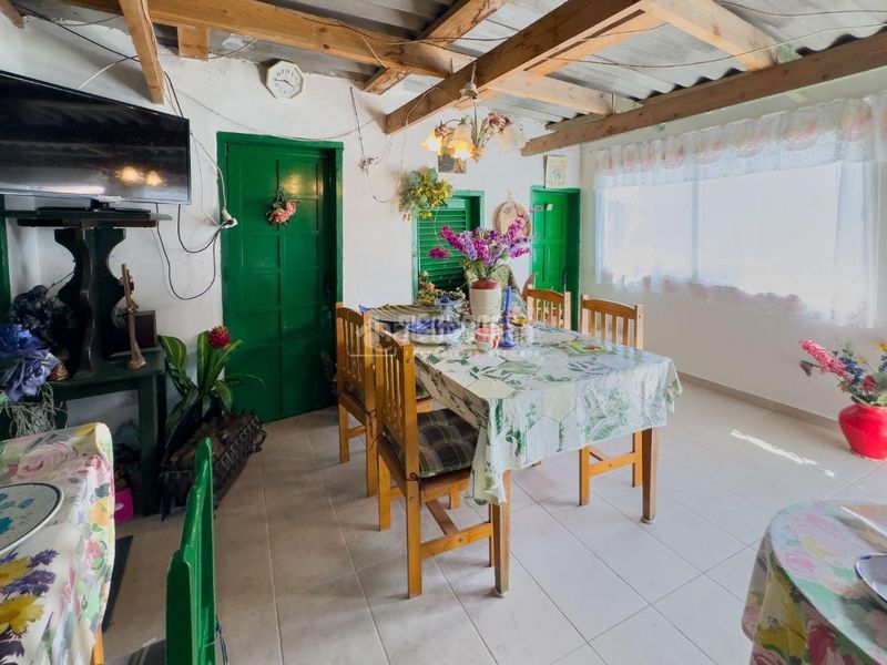 Foto a74276ec-aa5b-49a2-bd76-af2b0600e8d6. Casa amb aparcament a Garachico